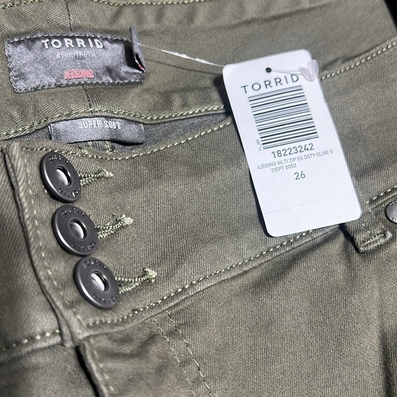 Torrid SuperSoft Stretch High-Rise Jeggings Olive Green Plus-Size 26S - Picture 10 of 13